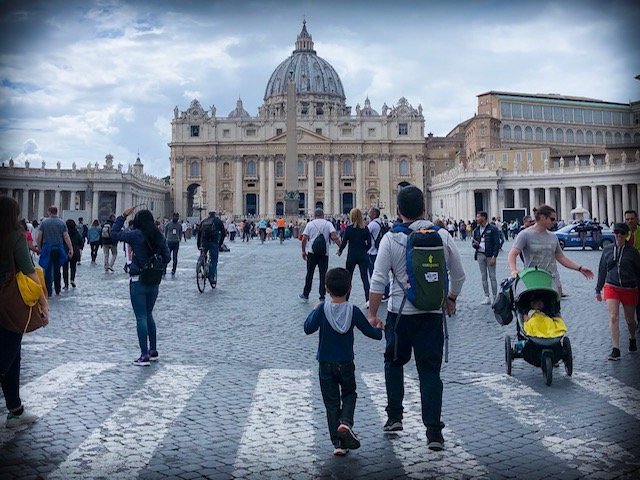 Visiting the Vatican City with the Hop On Hop Off Rome tour