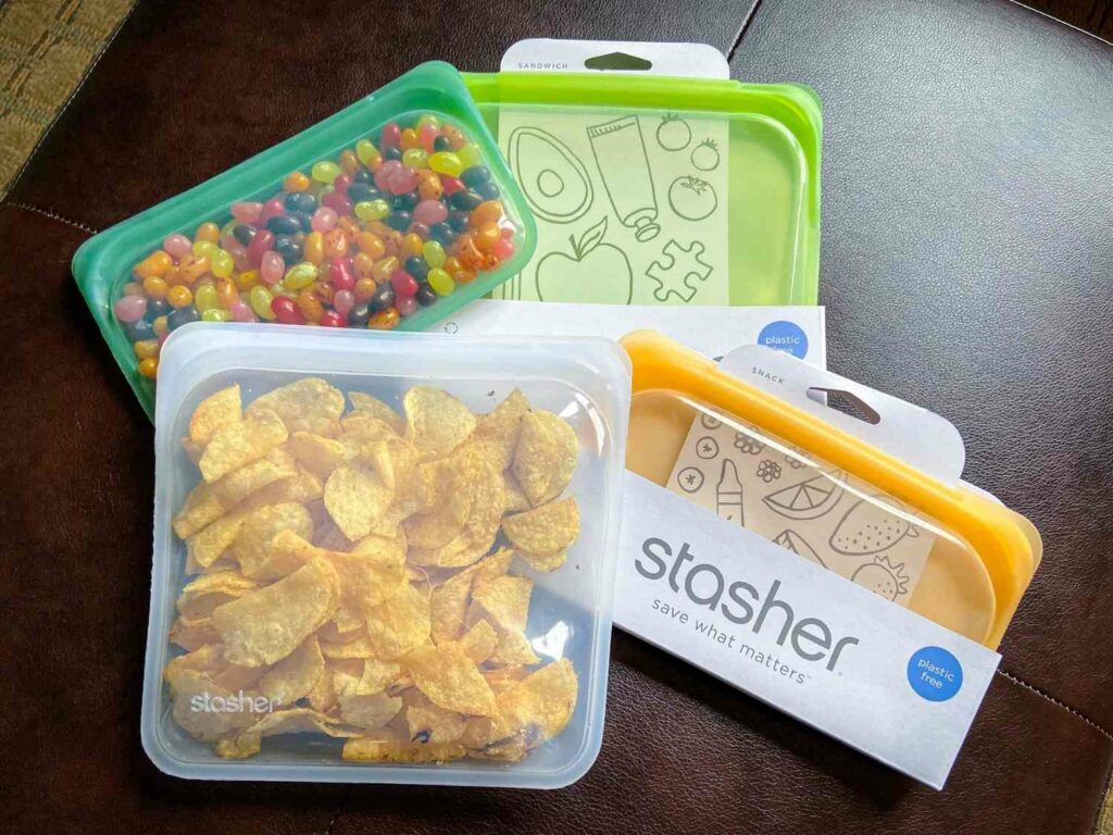 Stashers made from silicone for plastic-free travel