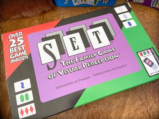 Travel card games for families: Set